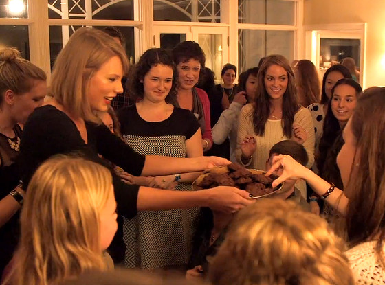 Watch Taylor Swift Shares Bts Video Of Her Secret